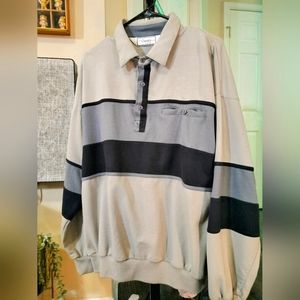 Vintage classics pull over. Size XL.